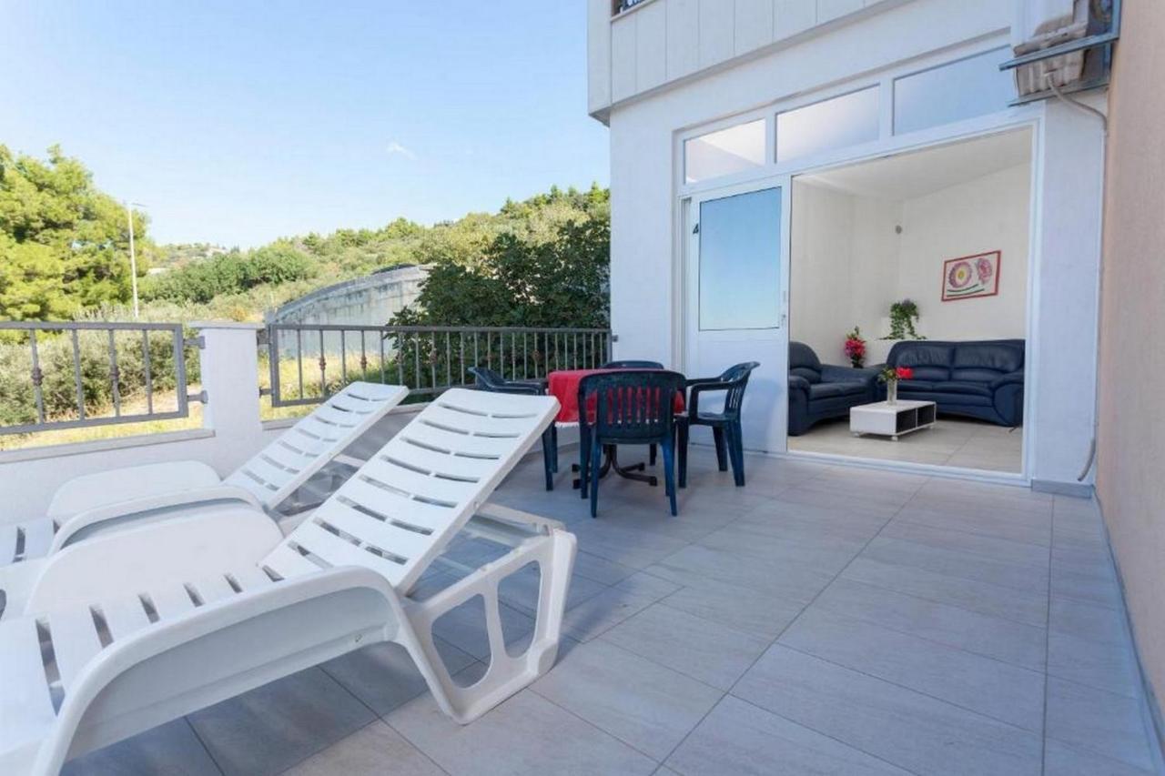 Summerheaven Apartments Podgora Esterno foto